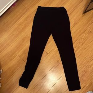 Black leggings